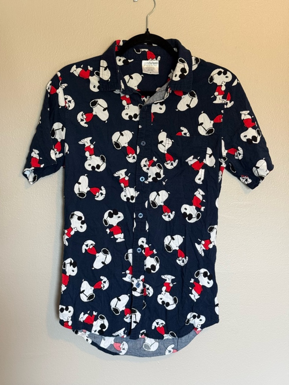 Peanuts Snoopy Joe Cool Shirt Button-Front Mens Short Size Small